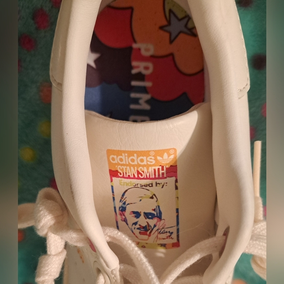 Excellent condition Stan Smith Adidas size 6 sneakers. - Picture 6 of 8